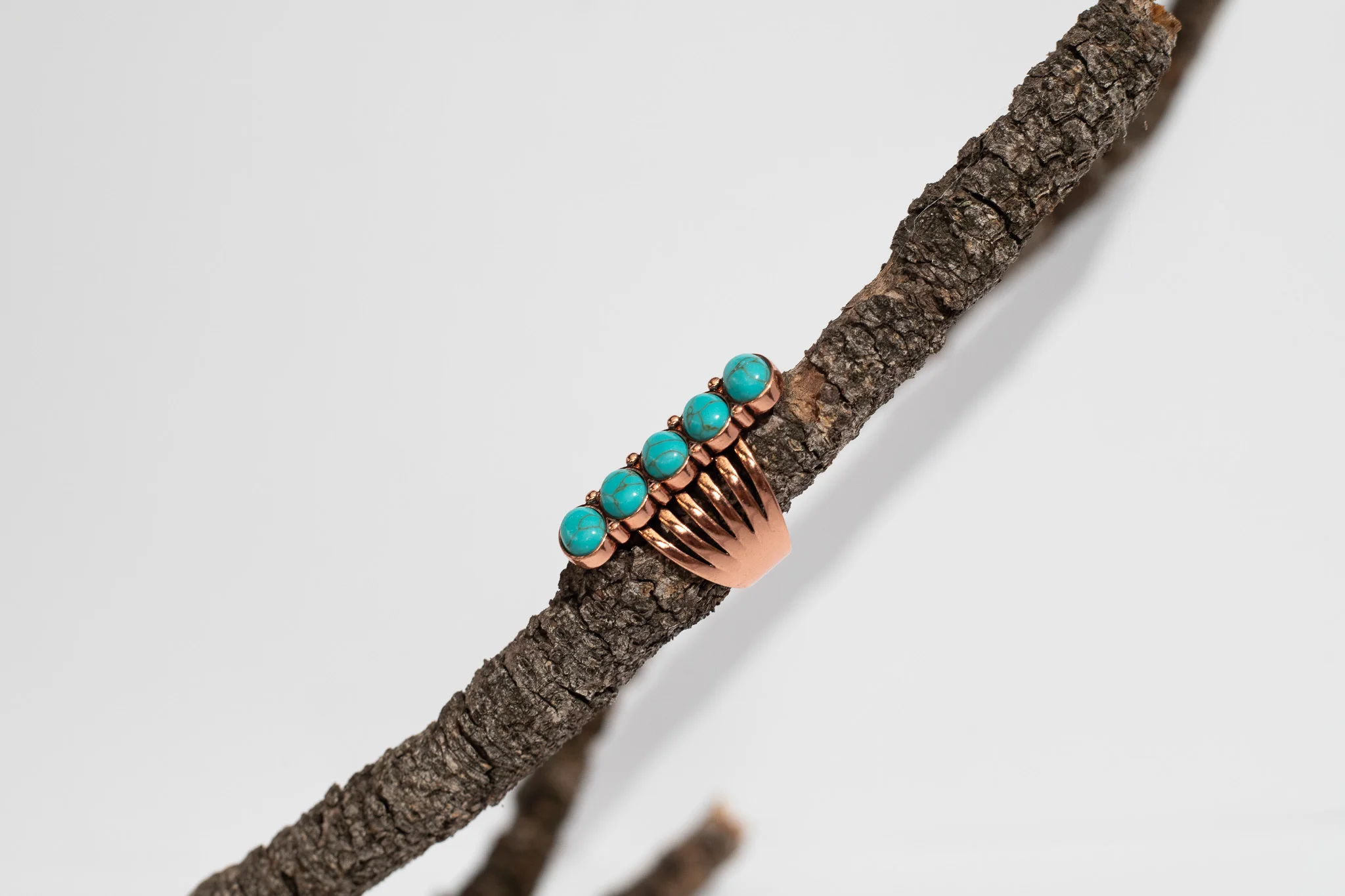 Five Stone Frontier Ring - Image 3